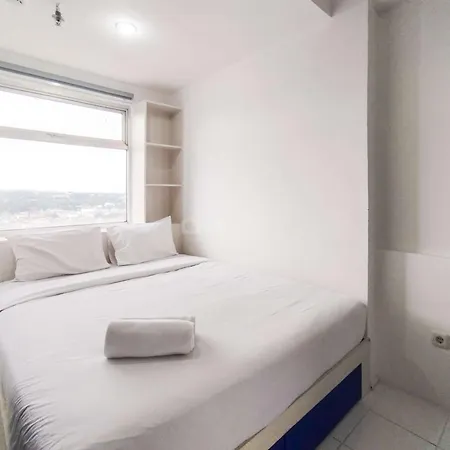 Spaicous 1Br With City View At Grand Asia Afrika Apartment By Travelio